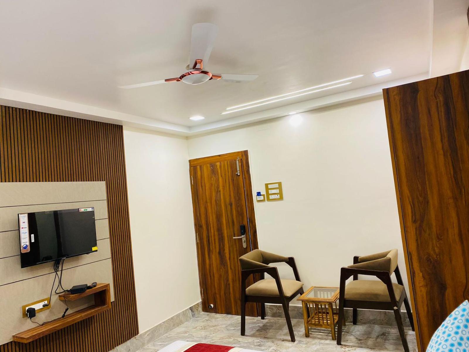 Hotel Maa Laxmi Palace دوغار المظهر الخارجي الصورة
